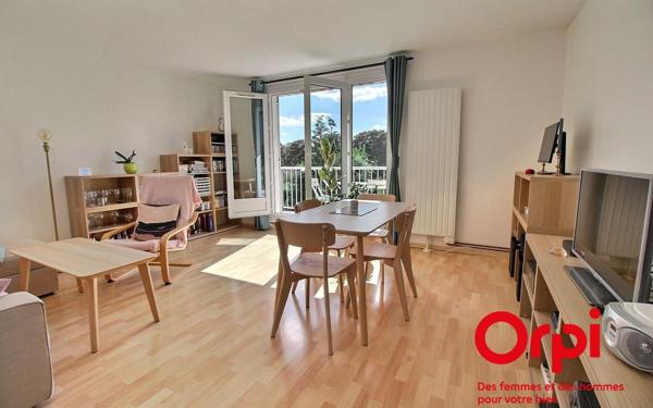 Appartement à vendre    4 pièces • 83,18 m2 Montigny-le-Bretonneux