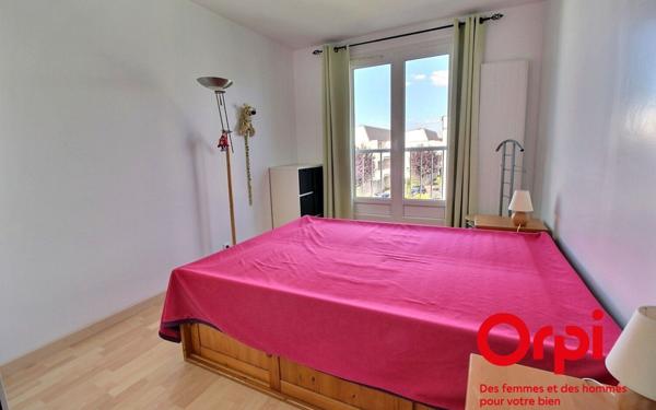 Appartement à vendre    4 pièces • 83,18 m2 Montigny-le-Bretonneux