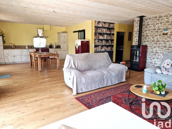 Maison de village 5 pièces de 141 m² à Étoile-sur-Rhône (26800)