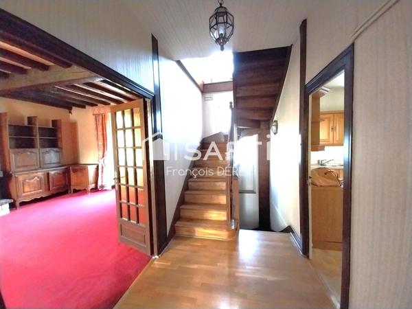 Opportunité unique, immeuble et local commercial au coeur d'un bourg du Périgord noir, à la lisère du triangle d'or de la Dordogne,