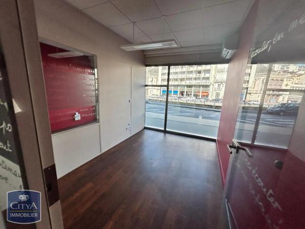 Local commercial à vendre