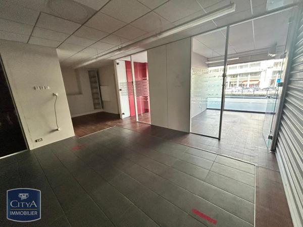 Local commercial à vendre
