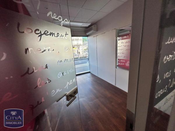 Local commercial à vendre