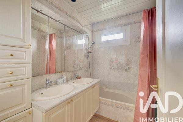 Maison à vendre 5 pièces 121 m² Noisy-le-Grand