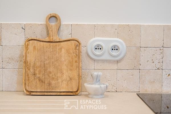 Appartement rénové dans le centre des Chartrons