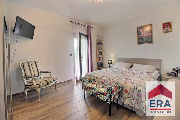 Maison Bollene 5 pièce(s) 117 m2