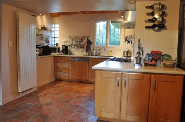 MANOIR