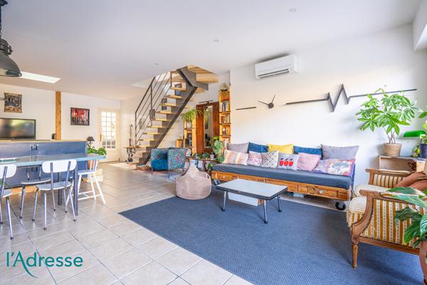 TALENCE - Belle échoppe de plus de 133 m² avec beau jardin et cave