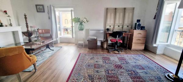 CHARMANTE MAISON DE VILLAGE A 10 MINUTES DU PARC ANIMALIER D'AUVERGNE