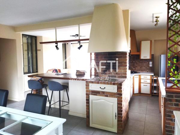 Maison de 140 m2 composée de deux T3 meublés