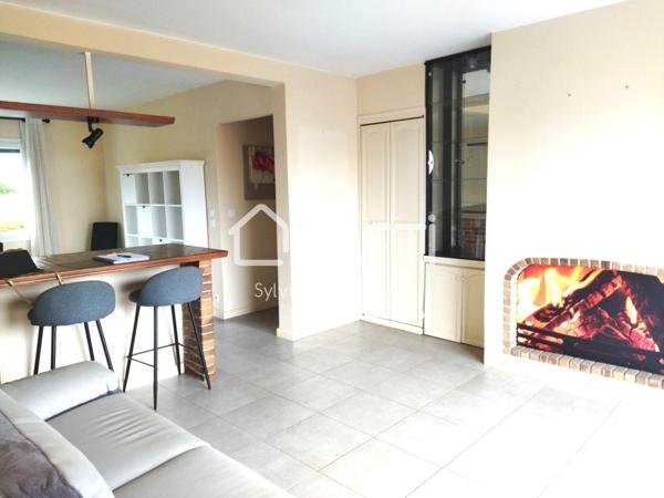 Maison de 140 m2 composée de deux T3 meublés