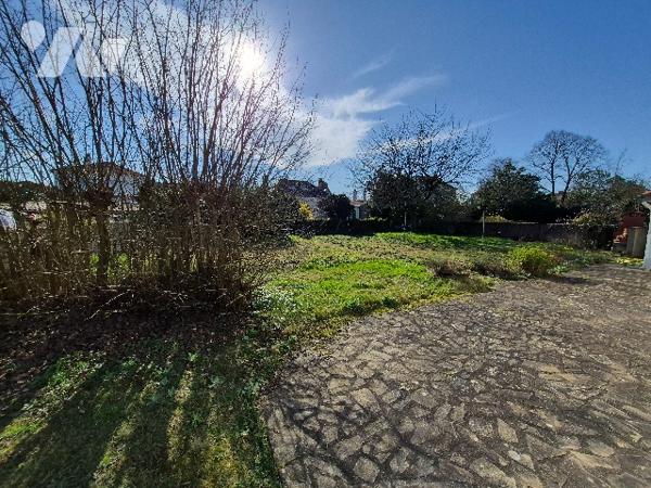 SAINT JULIEN DE CONCELLES centre bourg maison 3 chambres