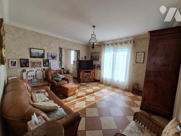 SAINT JULIEN DE CONCELLES centre bourg maison 3 chambres