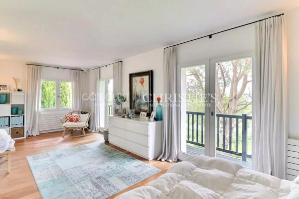 À VENDRE URRUGNE – PROPRIÉTÉ VUE PANORAMIQUE AVEC PISCINE