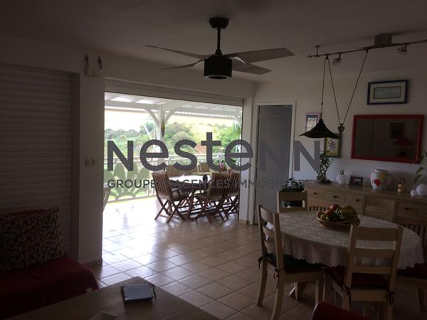 A VENDRE MAISON + 3 BUNGALOWS À CAPESTERRE-BELLE-EAU