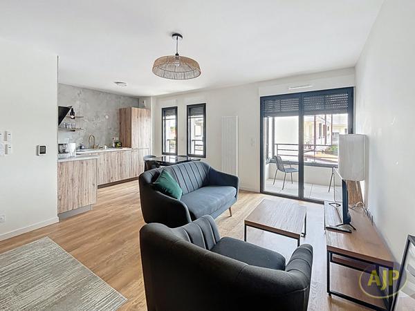 Location appartement Gujan Mestras : 1 750 € - AJP ACTEA La Hume