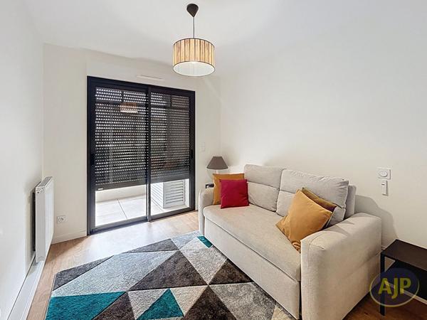 Location appartement Gujan Mestras : 1 750 € - AJP ACTEA La Hume