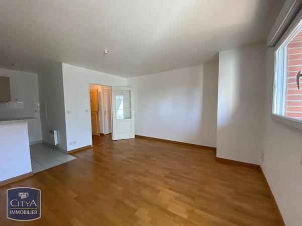 Appartement à louer 2 pièces 42.06m² Arras (62000)