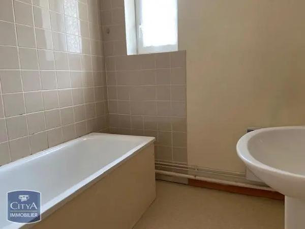 Appartement à louer 3 pièces 68.3m² Château-Thierry (02400)