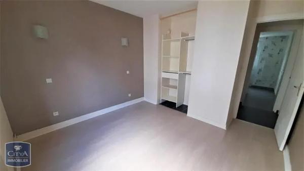 Appartement à louer 3 pièces 56.23m² Dijon (21000)