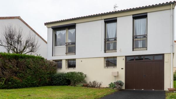 Maison à vendre ? Saint-Benoît, quartier de l'Hermitage