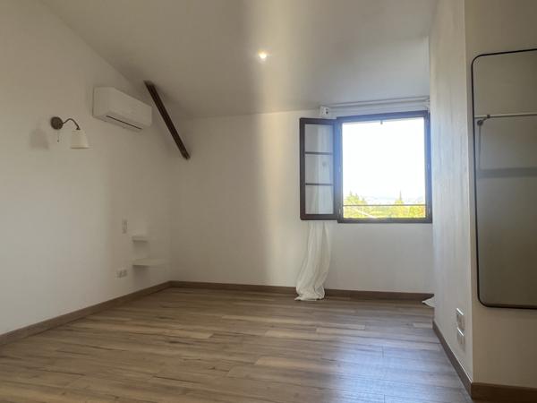 L'Isle-sur-la-Sorgue (84800) PETIT QUARTIER RESIDENTIEL DANS UN ENVIRONNEMENT CHAMPETRE A 3 KMS DU CENTRE VILLE DE L'ISLE SUR LA SORGUE