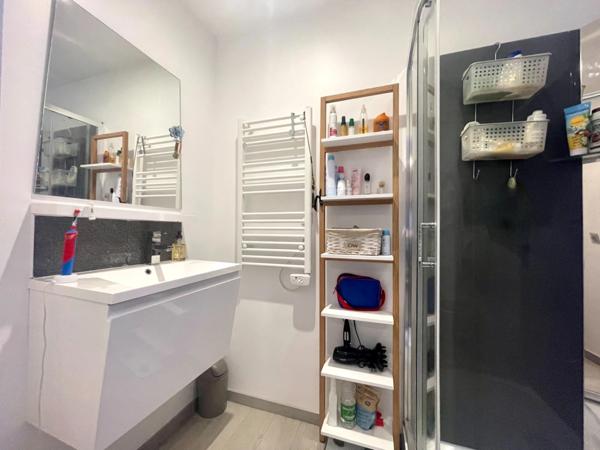 AIGUES-MORTES MAISON 4 PIÈCES 117 M2