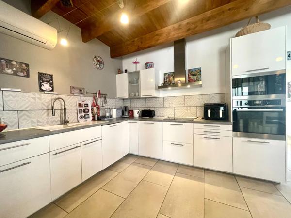 AIGUES-MORTES MAISON 4 PIÈCES 117 M2