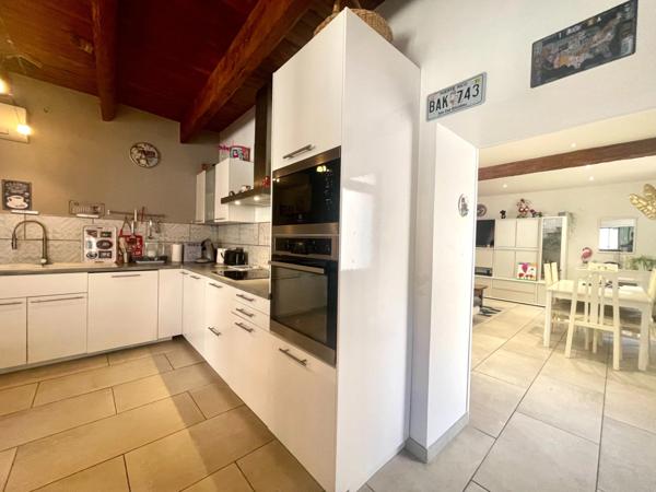 AIGUES-MORTES MAISON 4 PIÈCES 117 M2