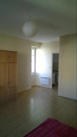 Appartement à louer 1 pièce 27.89m² Poitiers (86000)