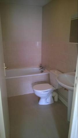 Appartement à louer 1 pièce 27.89m² Poitiers (86000)
