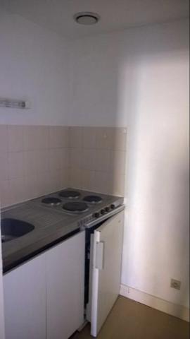 Appartement à louer 1 pièce 27.89m² Poitiers (86000)