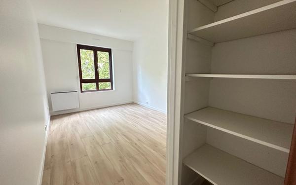 Appartement à louer    3 pièces •  Charenton-le-Pont