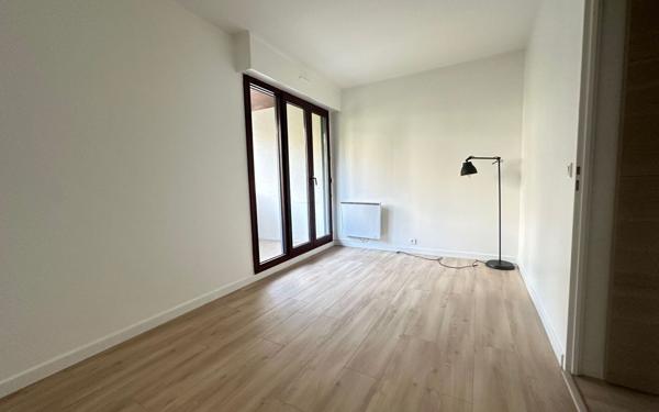 Appartement à louer    3 pièces •  Charenton-le-Pont