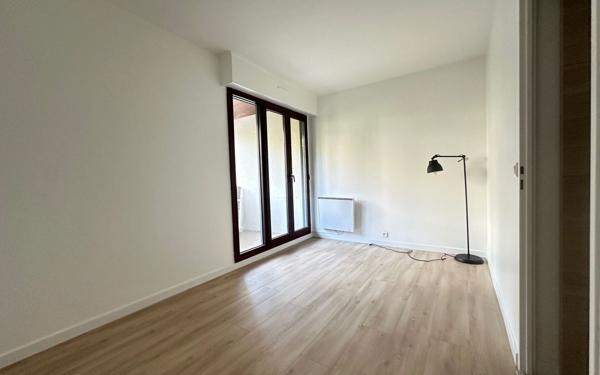 Appartement à louer    3 pièces •  Charenton-le-Pont