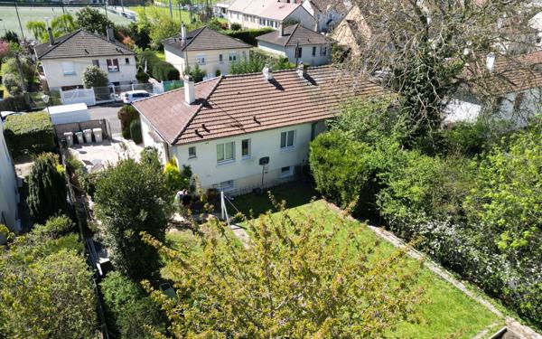 Maison à vendre    5 pièces • 101 m2 Poissy