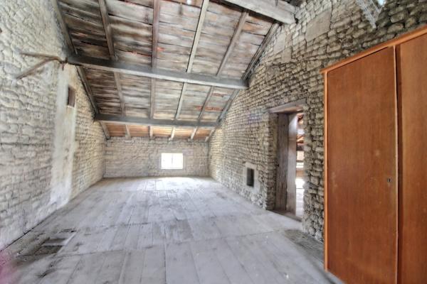 Maison de ville Matha 4 chambres