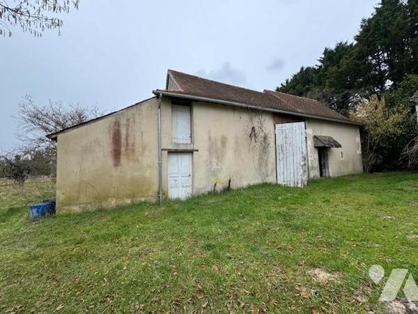 MAISON ANCIENNE A RESTAURER 