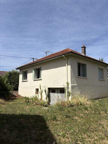 Maison
         3 pièces
        - 66 m² Exclusivité 235 000 € *