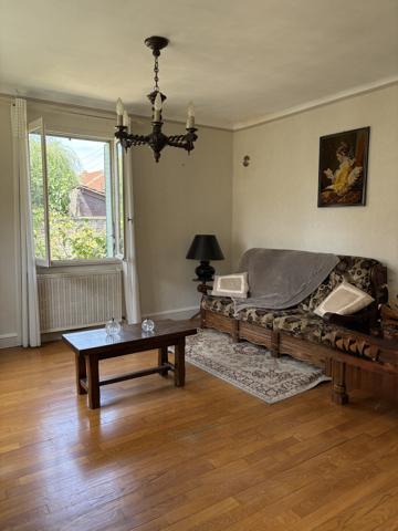 Maison
         3 pièces
        - 66 m² Exclusivité 235 000 € *