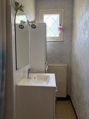 Maison
         3 pièces
        - 66 m² Exclusivité 235 000 € *