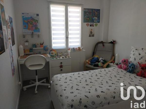 House for sale 4 rooms 90 m² Cormery