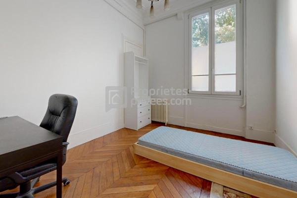 Appartement de caractère - 3 chambres pour 76m² - Avenue de la République / Métro Rue Saint-Maur - Paris 11ème arrondissement