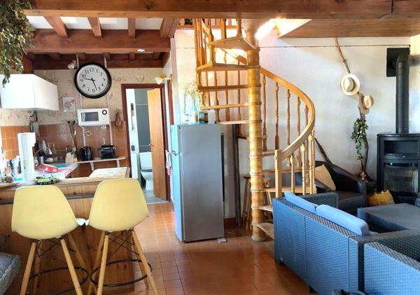 ST BONNET le CHÂTEAU 42380 Maison 86m² 2 chambres sur 2360m² de terrain