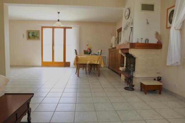 Maison à vendre à BEZANNES (51), 4 chambres + sous sol complet sur une parcelle de 743m2 arborée