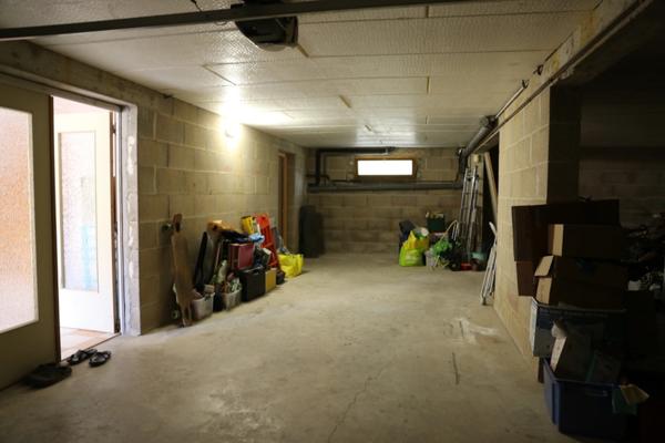 Maison à vendre à BEZANNES (51), 4 chambres + sous sol complet sur une parcelle de 743m2 arborée