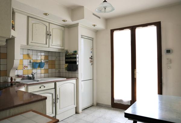 Maison à vendre à BEZANNES (51), 4 chambres + sous sol complet sur une parcelle de 743m2 arborée