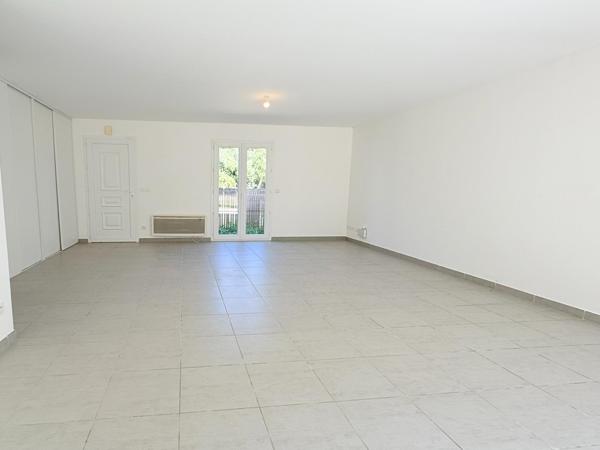 Maison de plain-pied au calme, proche Bordeaux