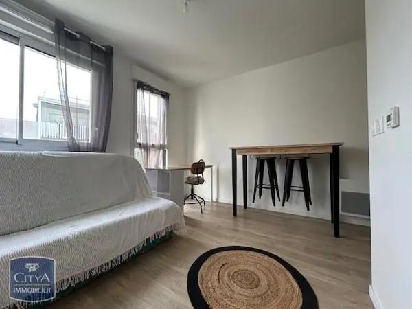 Appartement à louer 1 pièce 21.38m²