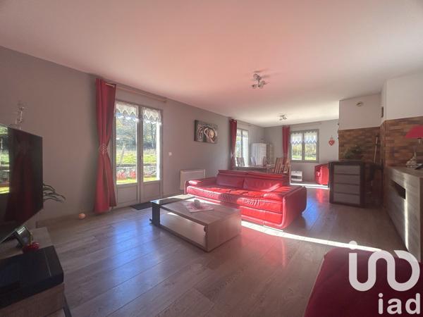 Maison 6 pièces de 144 m² à Ventron (88310)